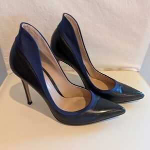 Gianvito Rossi TUXEDO Black Leather And Blue Satin Pointed Toe Pumps Size 37.5